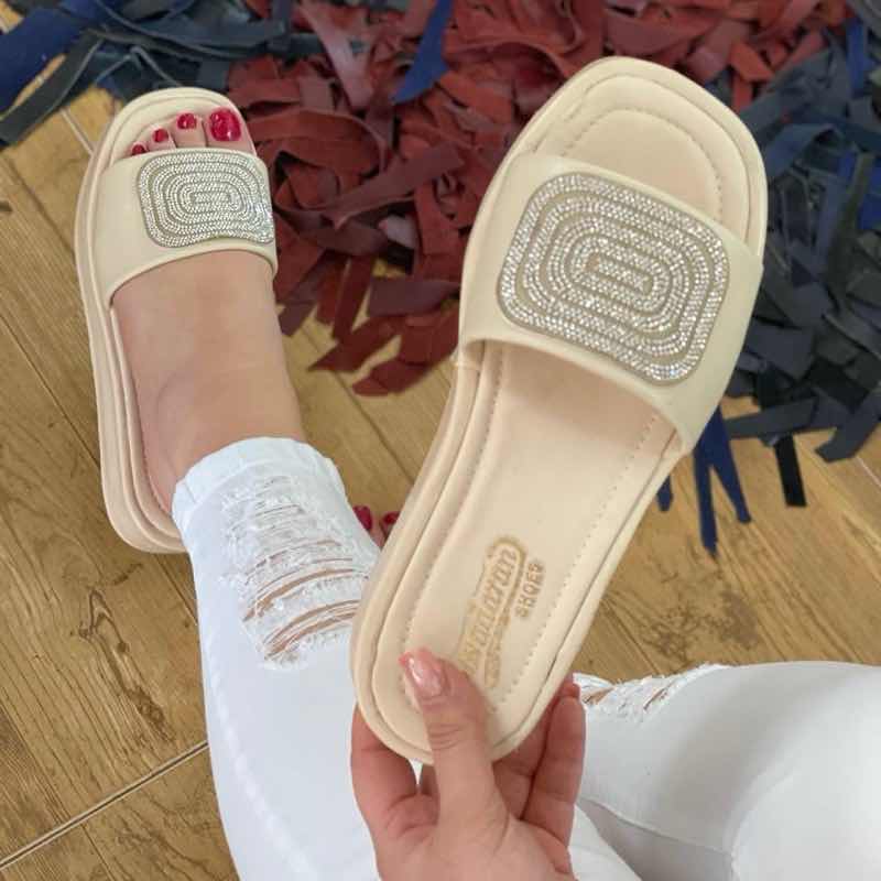 صندل لژدار نگینی